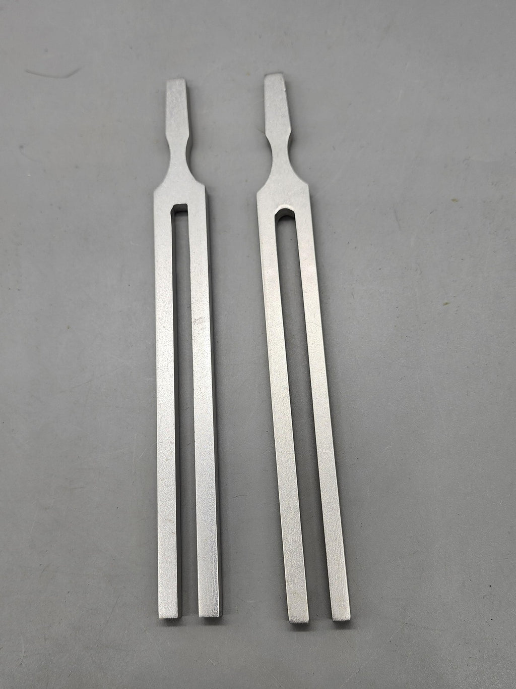 Tuning Fork Set Of 2 256 C 256Hz Silver Metal Piano Violin Ukulele Instrument