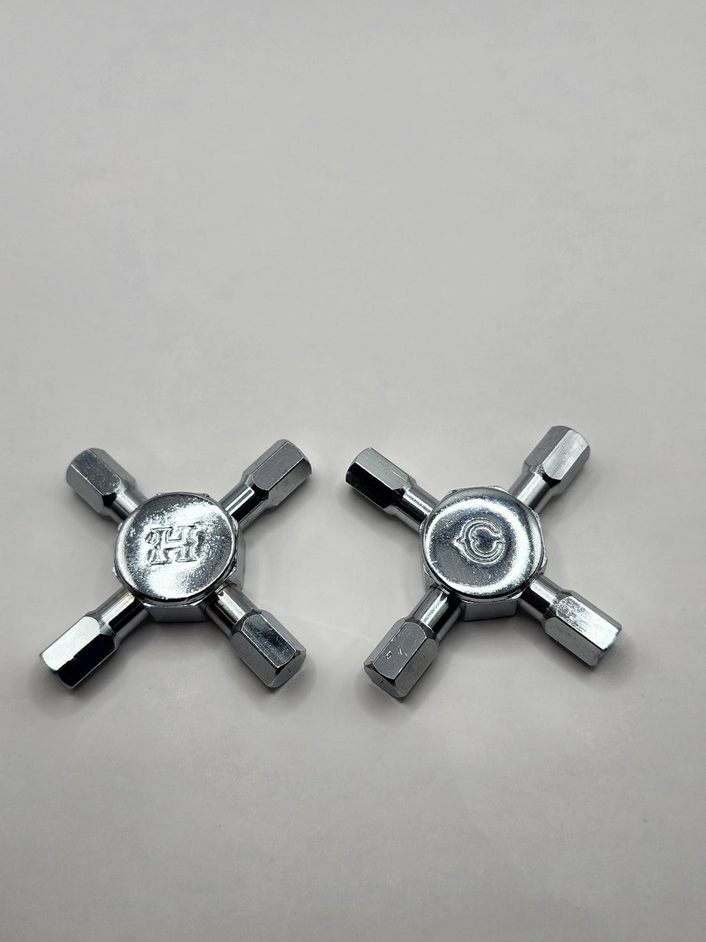 4 Way Utility Service Key Lot Of 2 Chrome Multi Tool Water Gas Electric Cabinet