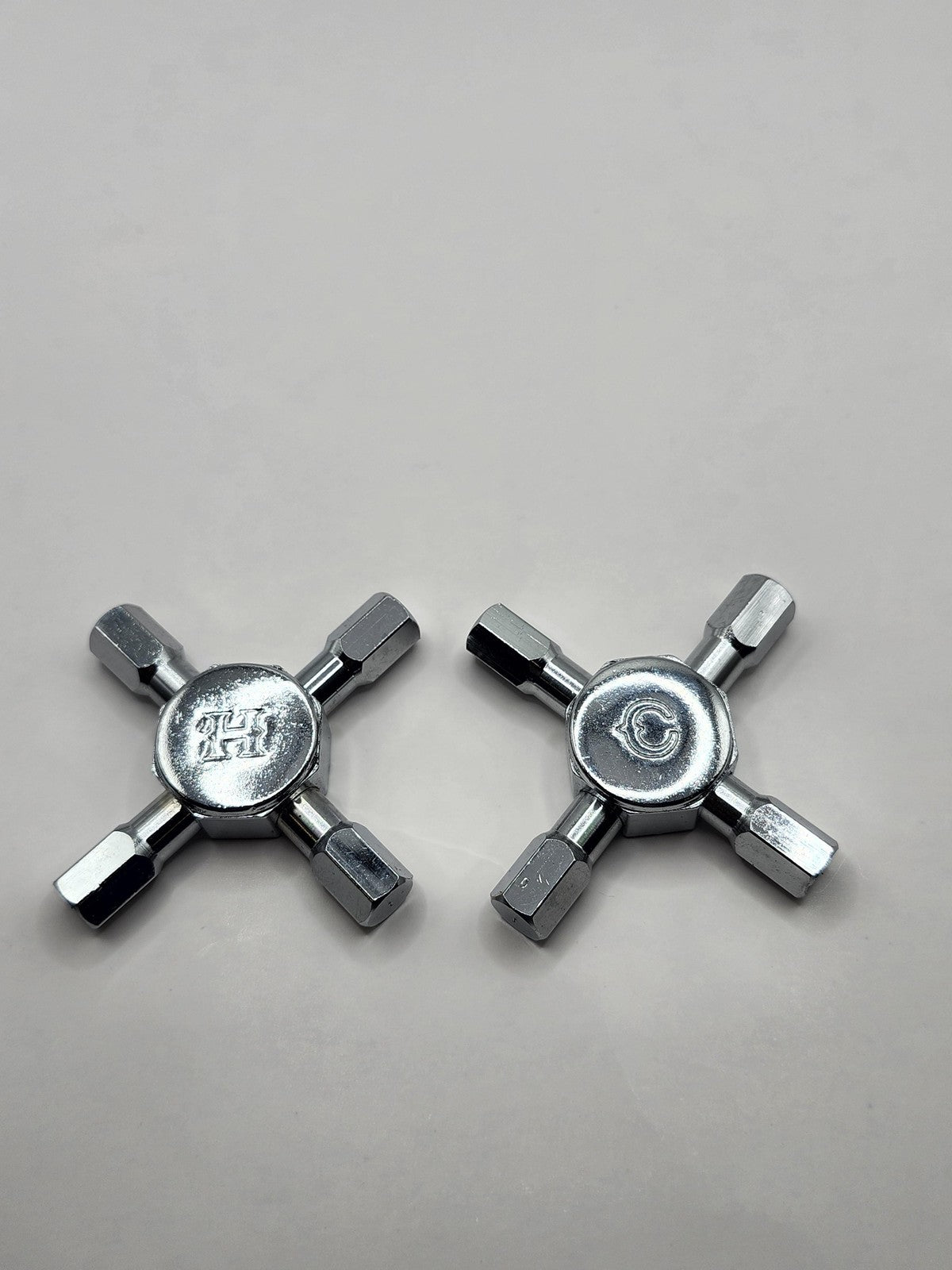4 Way Utility Service Key Lot Of 2 Chrome Multi Tool Water Gas Electric Cabinet