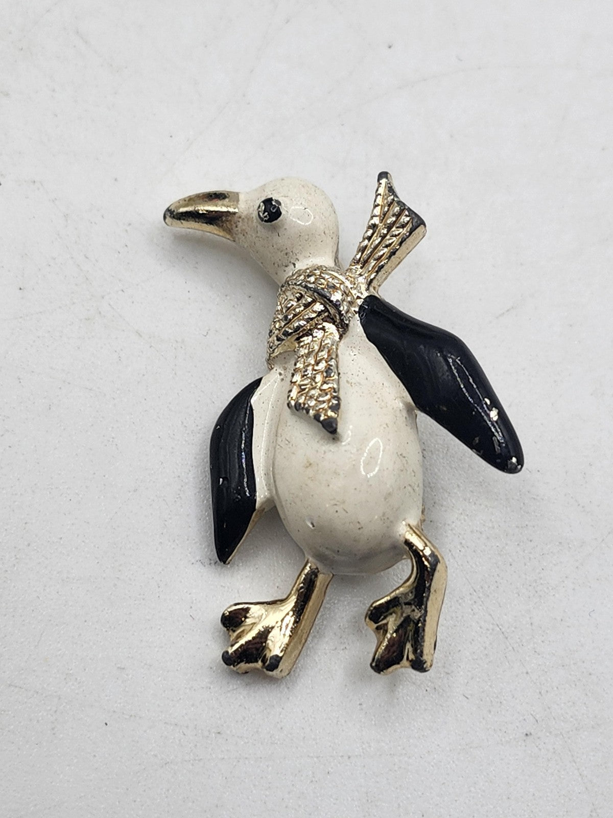 Penguin Brooch Pin Gold Tone Black White Enamel Scarf Animal Jewelry Cute Gift
