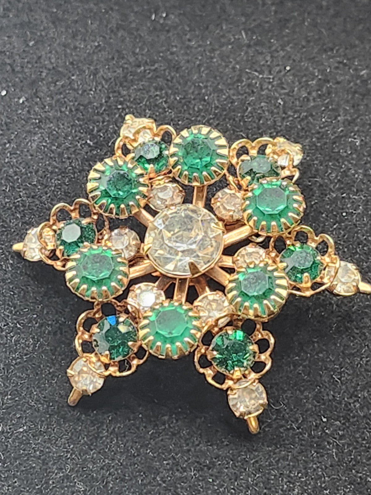 Green Rhinestone Snowflake Brooch Pin Gold Tone Starburst Costume Jewelry Gift