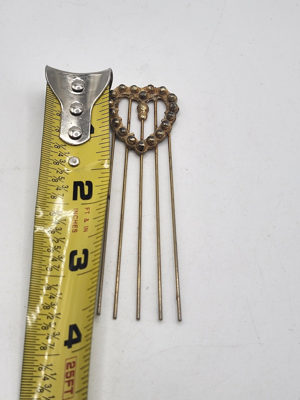 Heart Hair Comb Womens One Size Gold Metal Beaded Long Prong Accessory Casual