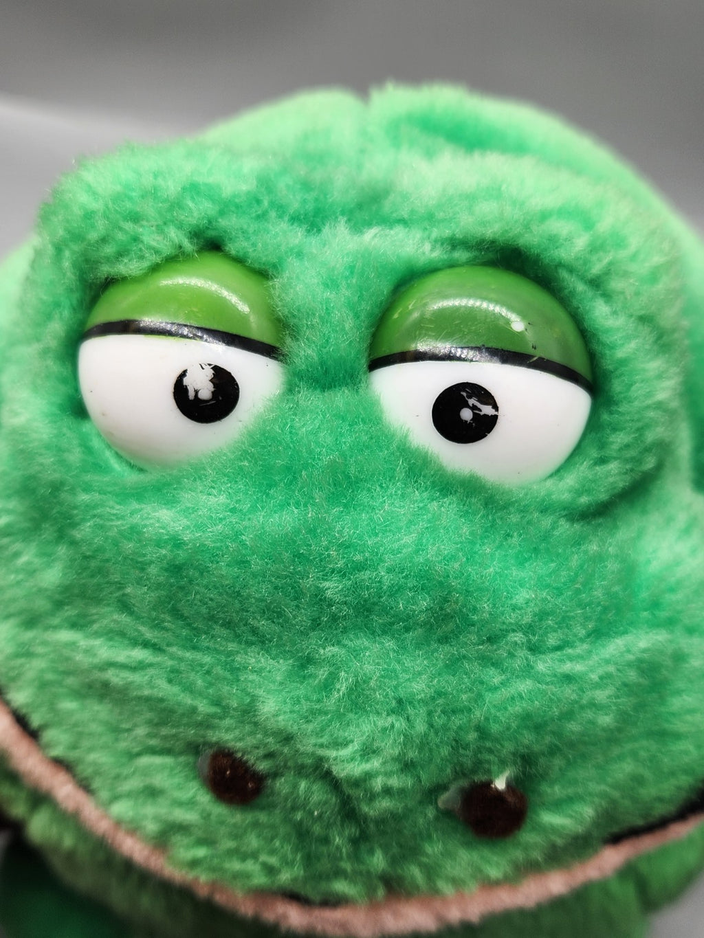 Vintage 1995 Liberty Toy Frog Plush Green Stuffed Animal 10" Large Googly Eyes