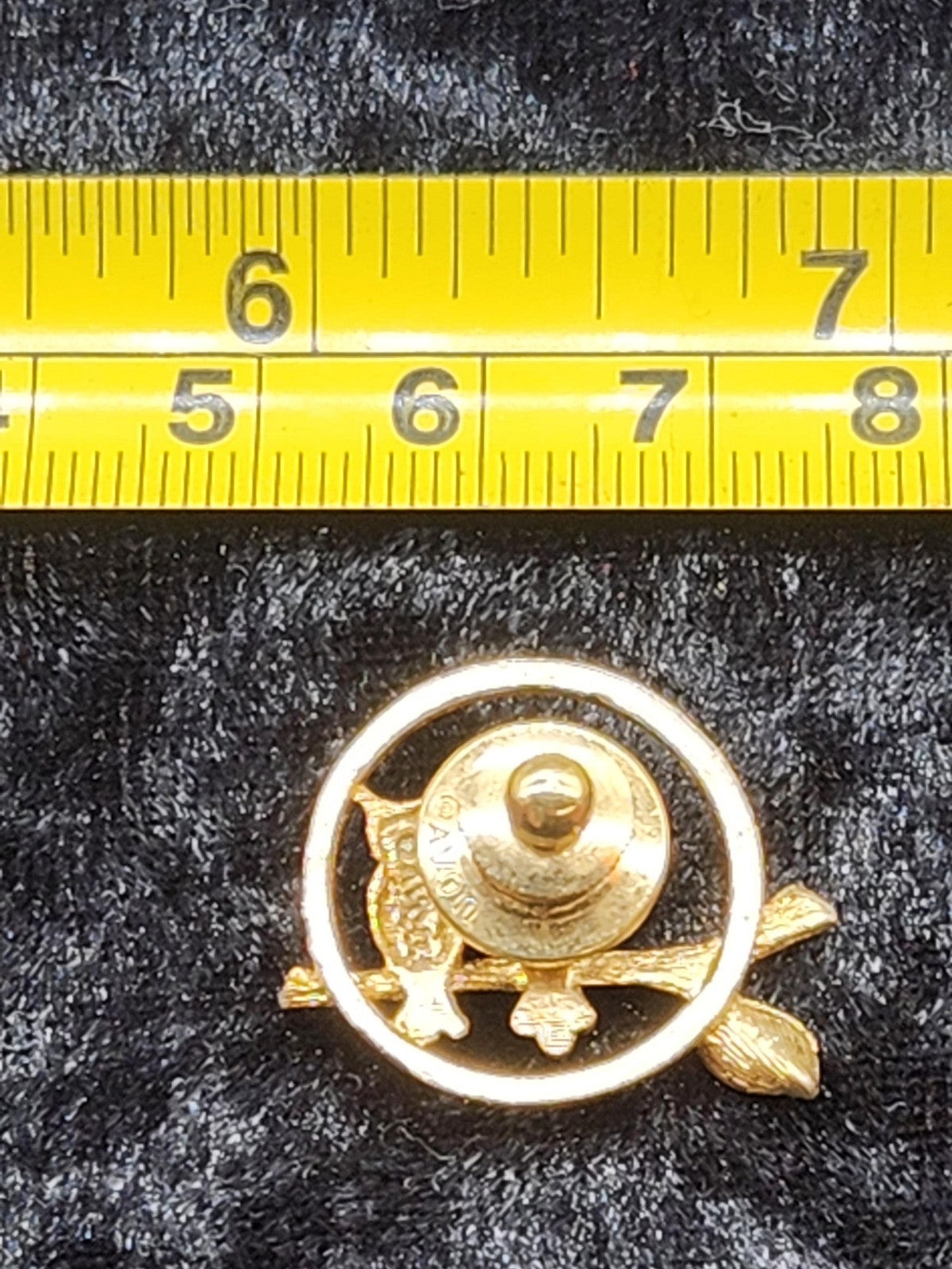 Avon Owl Pin Gold Tone Double Bird Branch Circle Lapel Jewelry 1.5 Inch Gift