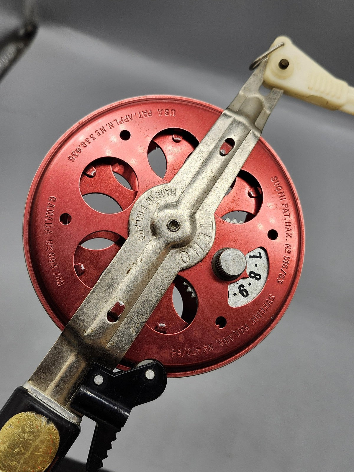 Vintage Vuokko Red Aluminum Fly Reel Ice Fishing Trigger Handle Spool Finland