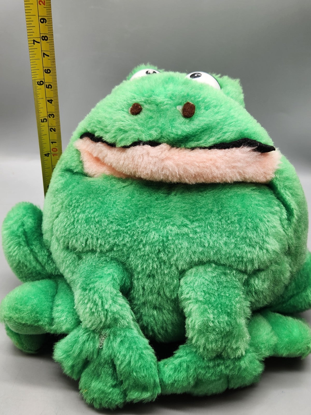 Vintage 1995 Liberty Toy Frog Plush Green Stuffed Animal 10" Large Googly Eyes