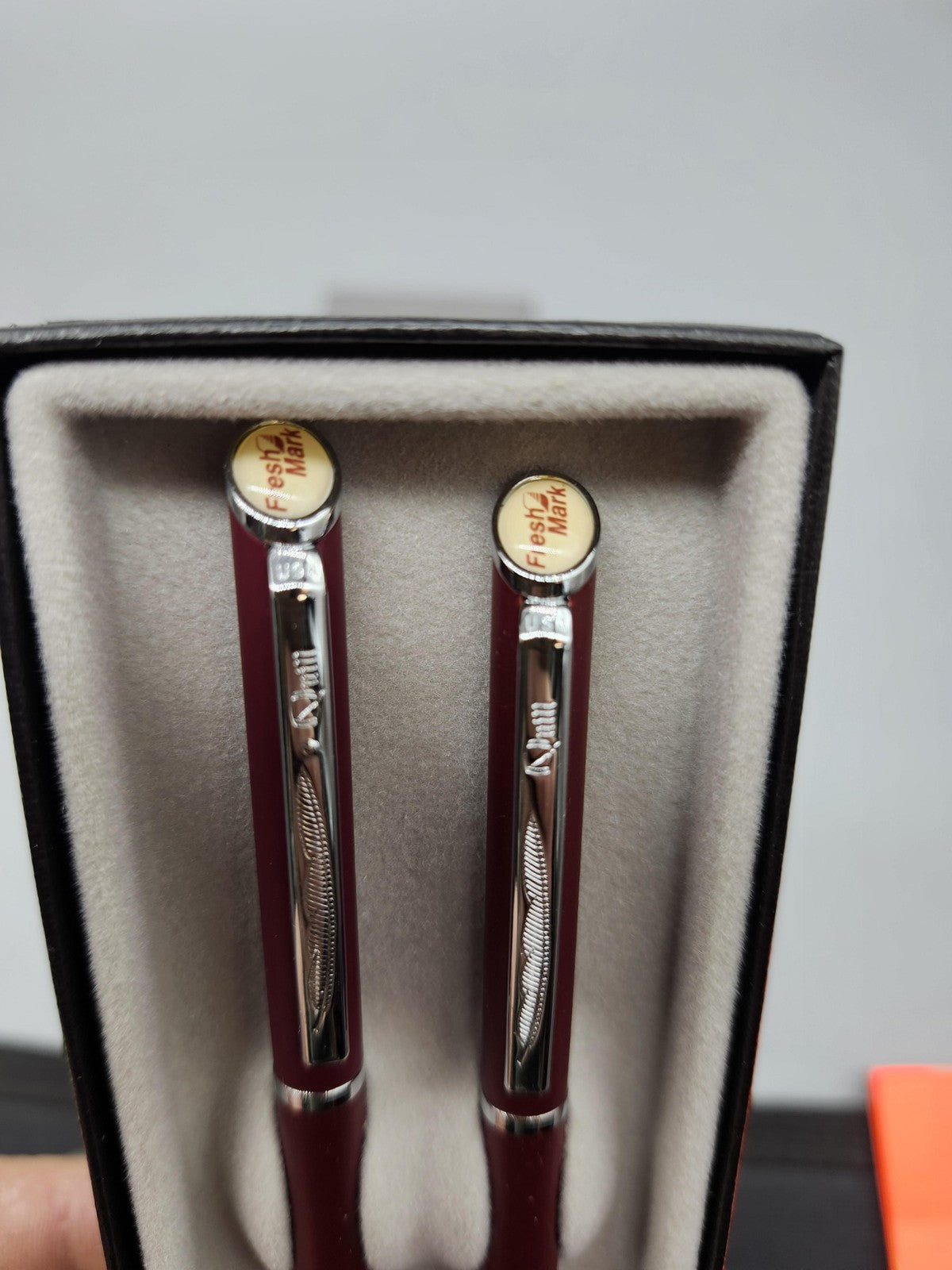 Vintage Quill Ballpoint Pen Sets Lot 2 Arpege Chanel No 5 Fresh Mark Burgundy