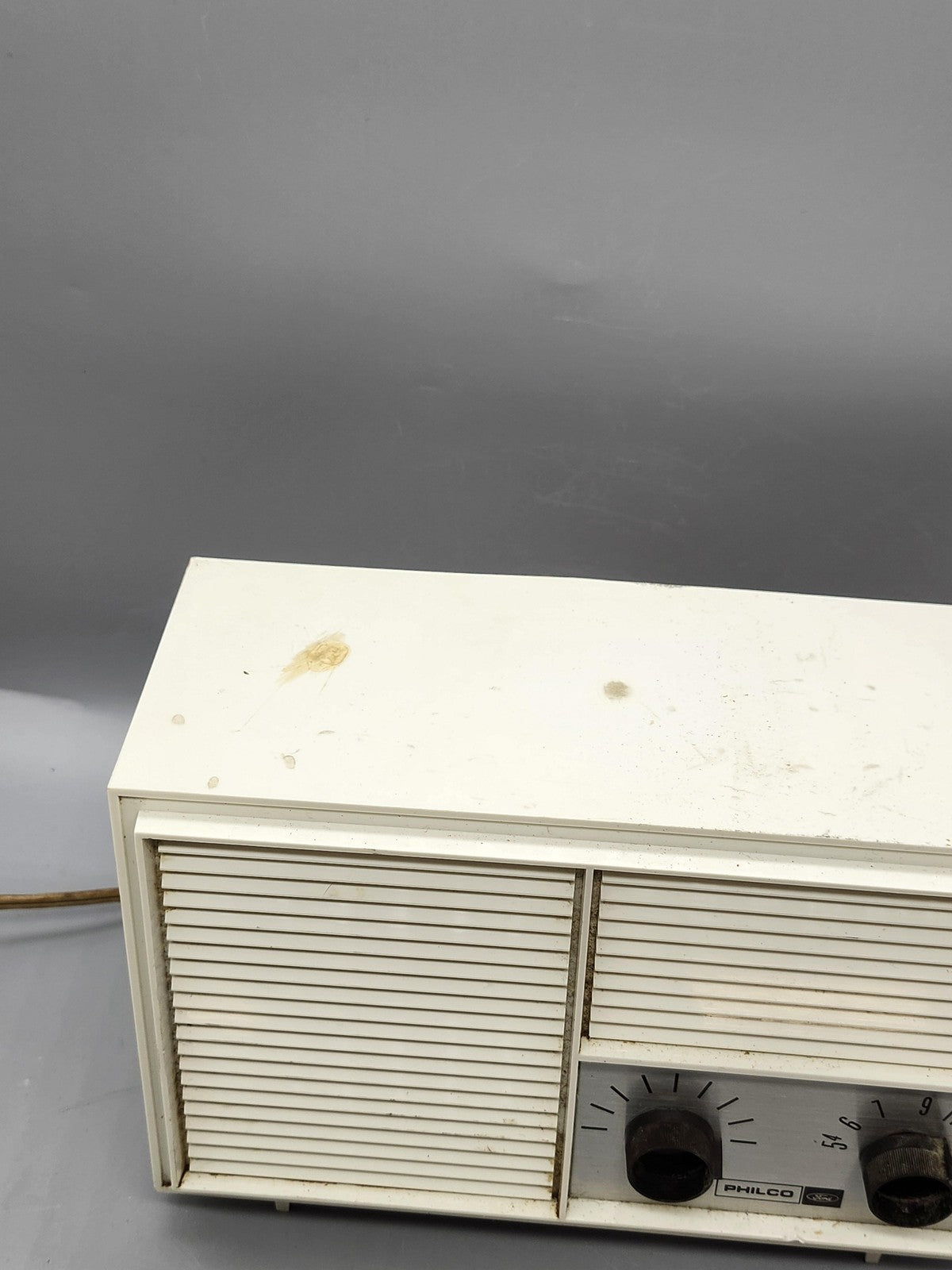 Vintage Philco Ford Tabletop AM Radio White Plastic Parts Repair Decor USA