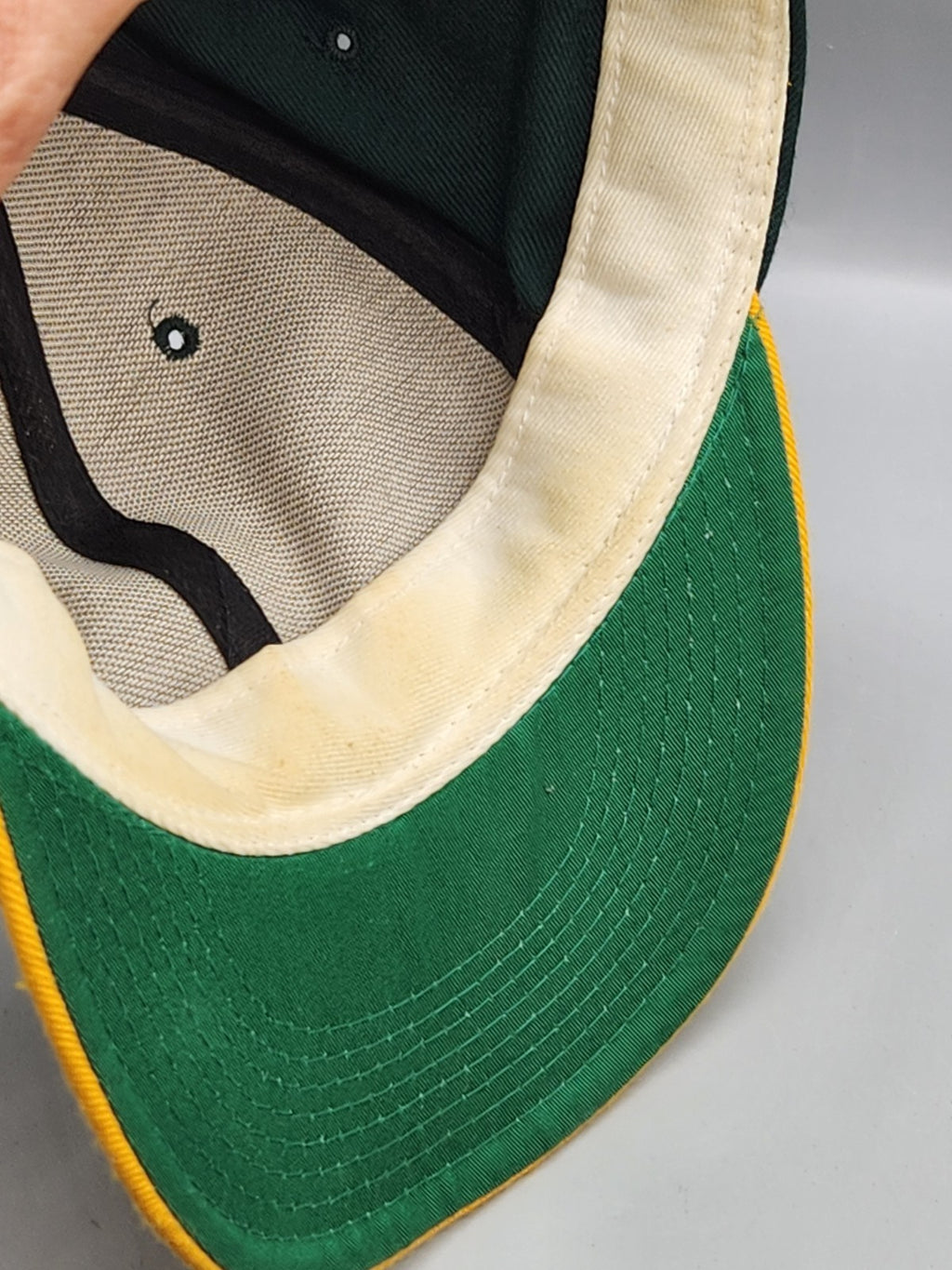 Vintage Oakland Athletics A's Diamond Collection Fitted Hat Size 7 5/8 Green...