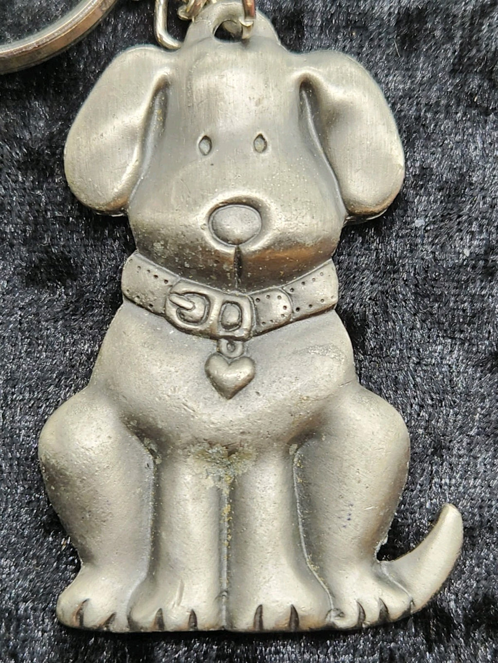 Vintage Dog Keychain Pewter Style Metal Puppy Key Ring Figurine