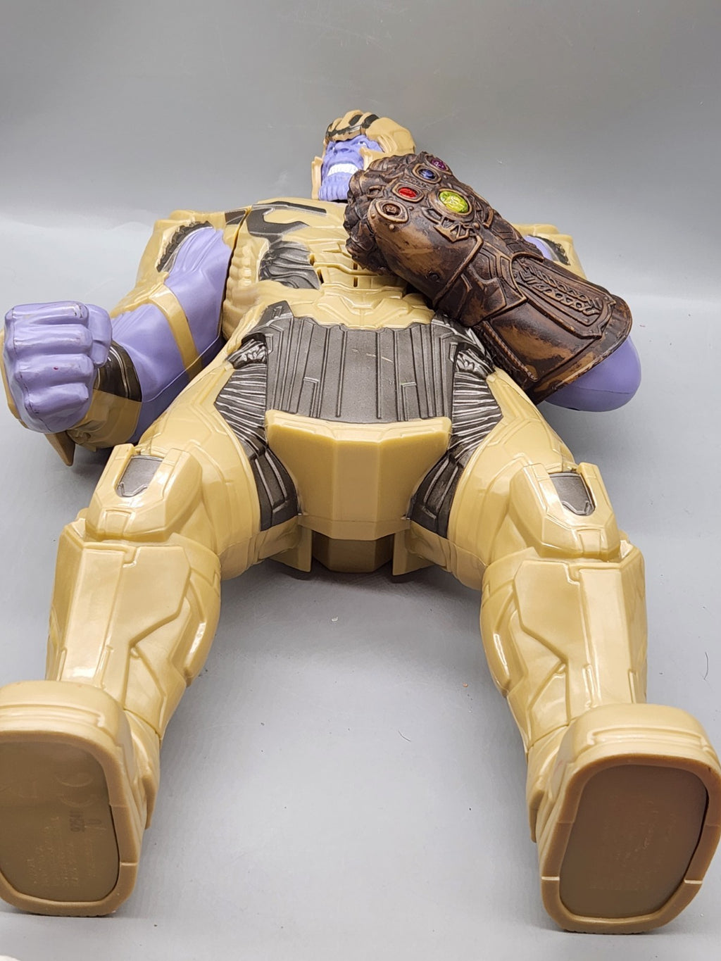 Marvel Avengers Endgame Thanos 14” Electronic Figure Infinity Gauntlet Hasbro...