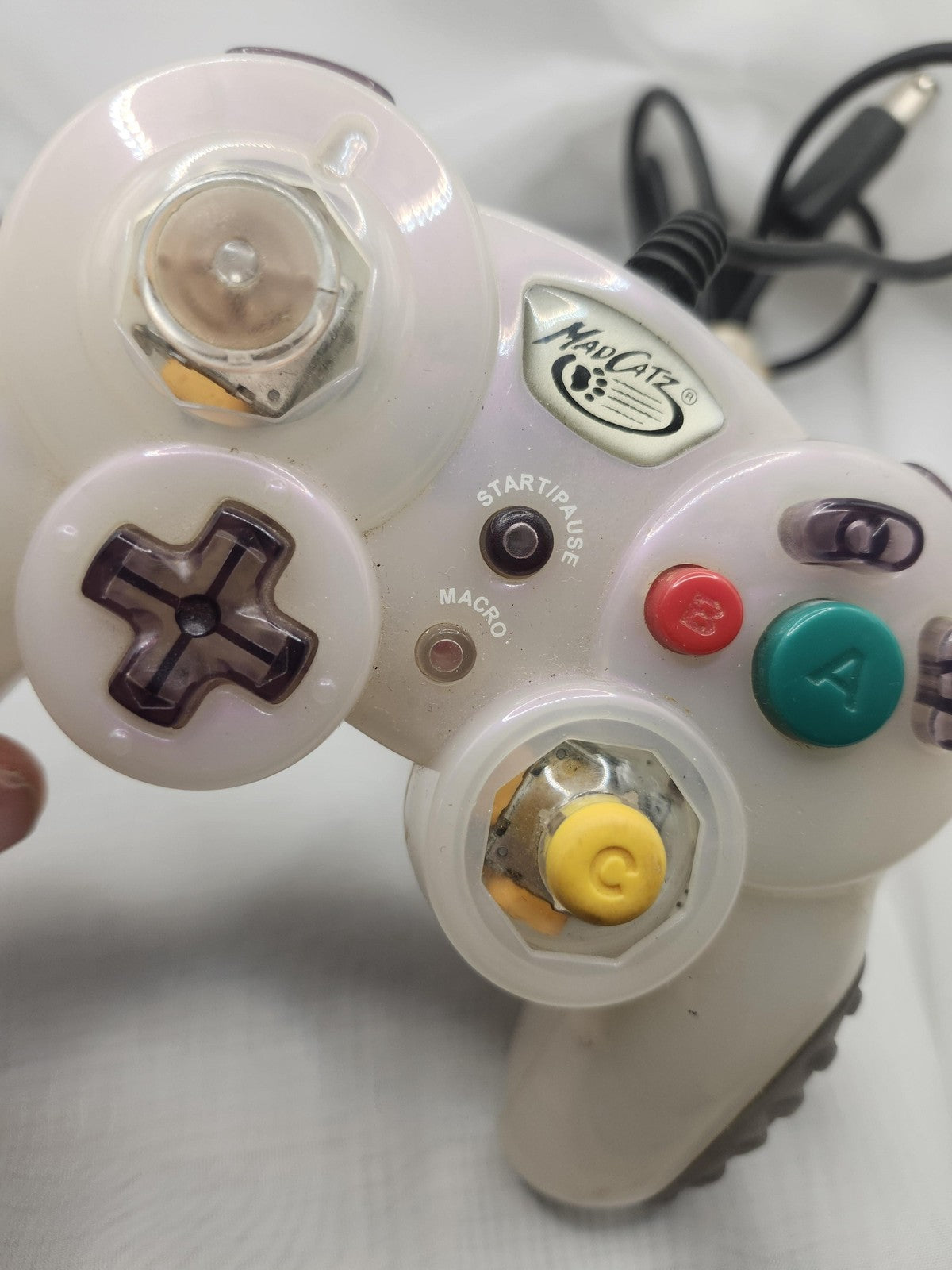 Vintage Mad Catz Control Pad Pro White USB Wired Gamepad Controller Ergonomic