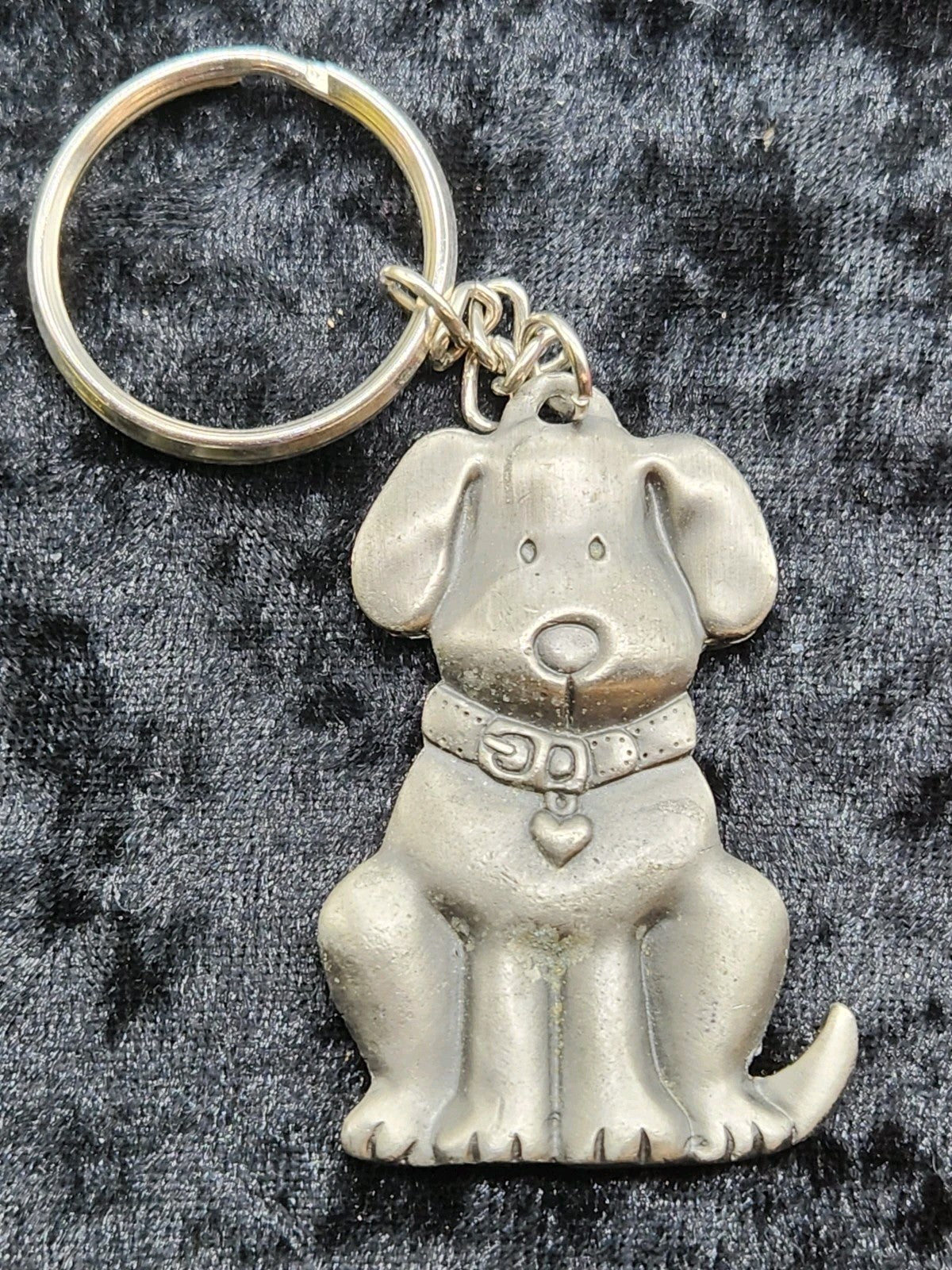Vintage Dog Keychain Pewter Style Metal Puppy Key Ring Figurine