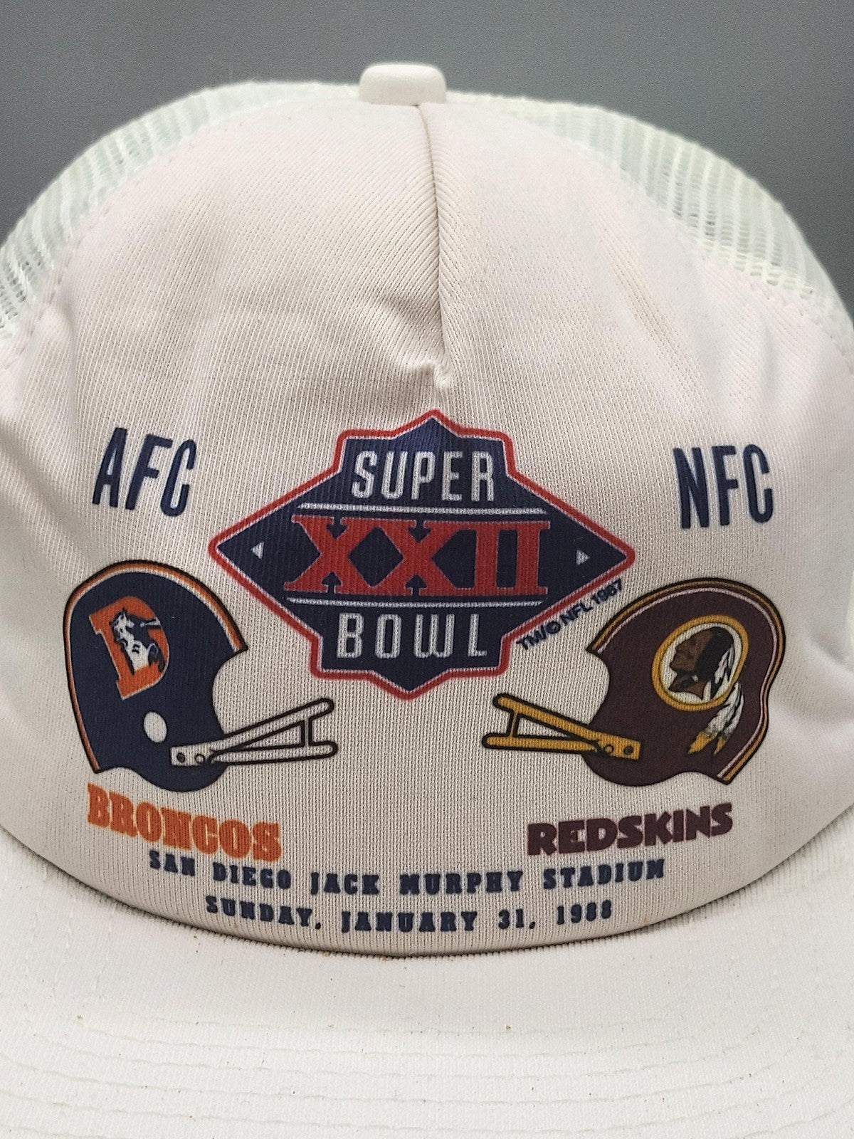 Vintage Super Bowl XXII Broncos Redskins Hat Cap Snap Back L White NFL New Era