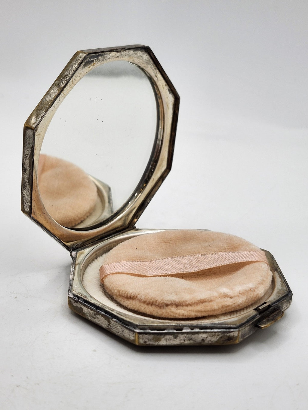 Vintage Art Deco Floral Powder Compact Mirror Octagon Gold Silver Tone Case