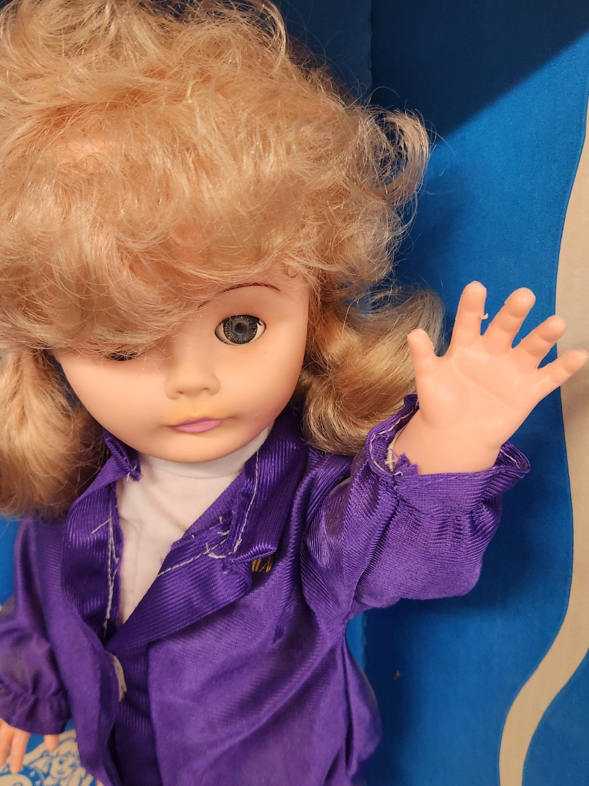 Vintage FRAN Walking Doll w/ Original Cardboard Insert 24” Blonde Blue Eyes