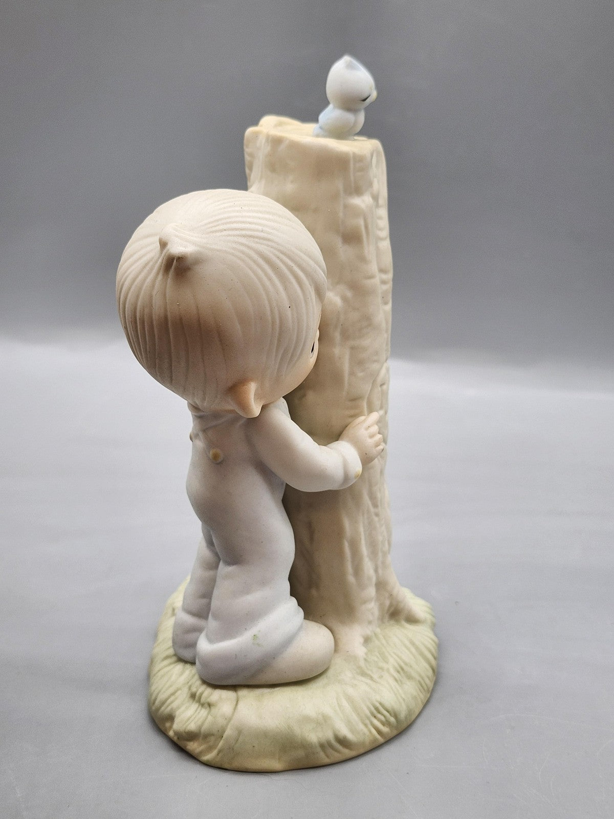 Vintage Precious Moments Thee I Love Boy Tree Figurine Beige Porcelain Valentine
