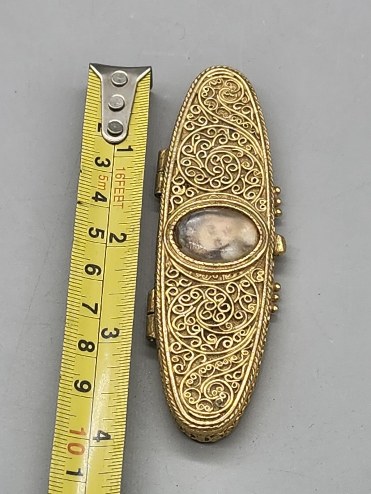 Estee Lauder Gold Tone Filigree Compact Case w/ Portrait Vintage