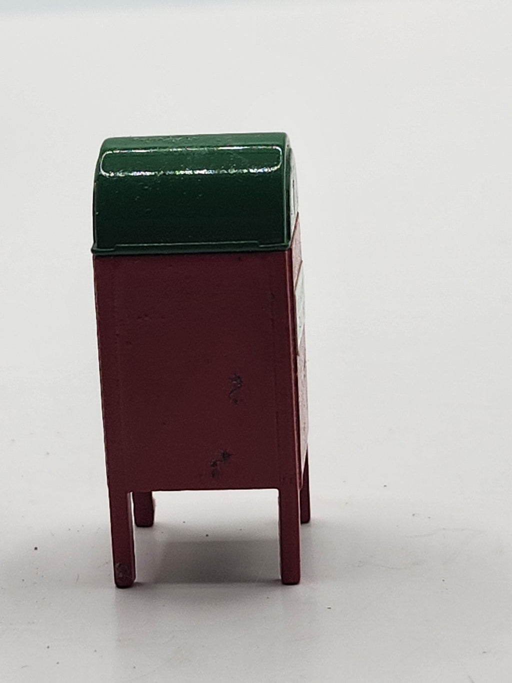 Mini Red Metal Christmas Mailbox Toy Delivery Zone 56 Painted Outdoor Decor