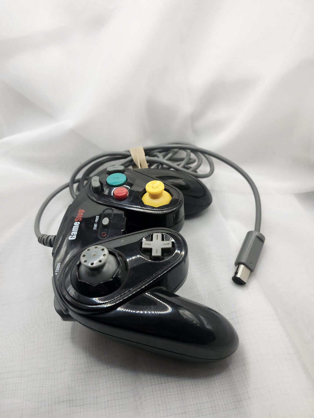 GameStop Black Wired Controller For Nintendo Wii Turbo Glossy Gamepad Console