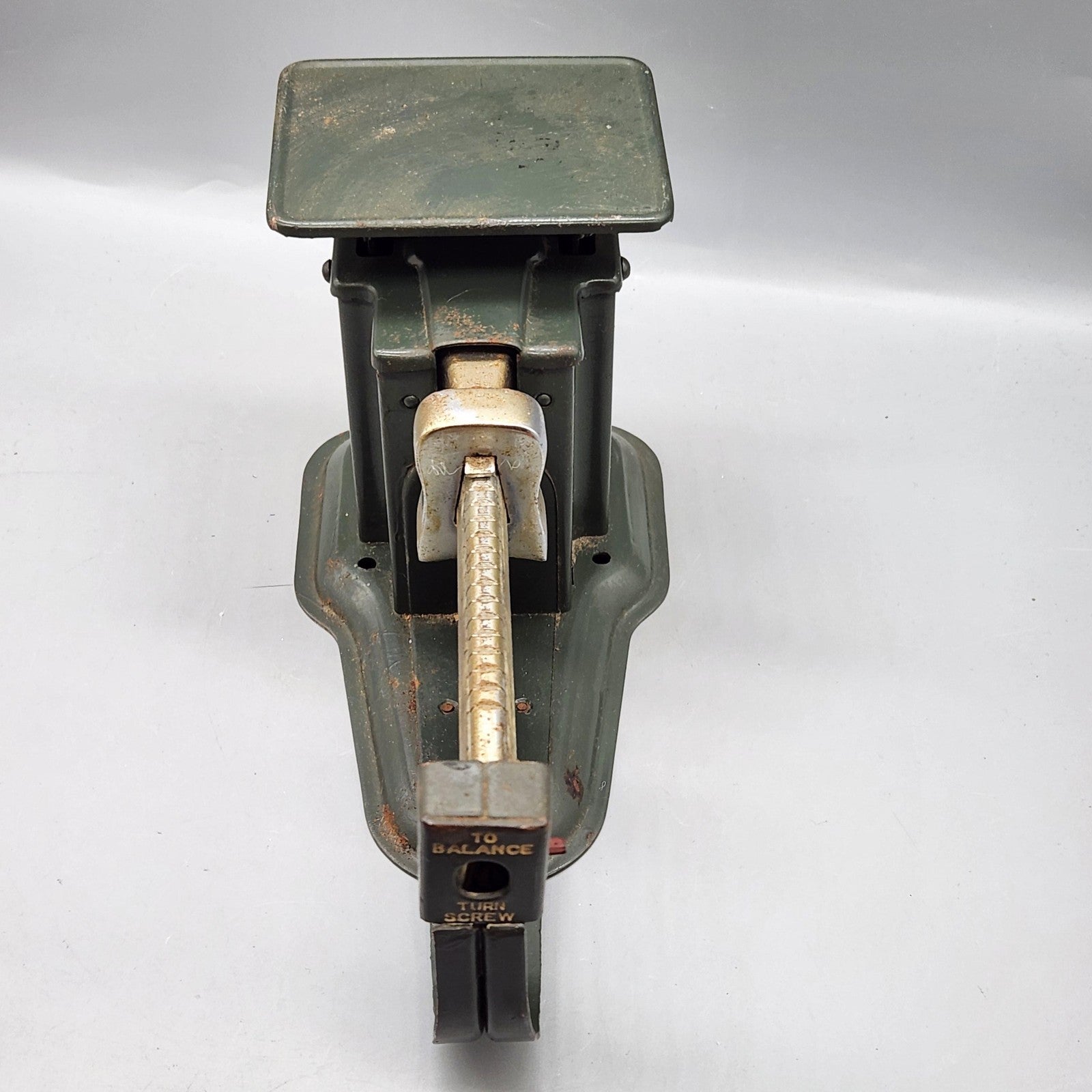 Vintage Triner Air Mail Accuracy Scale Green Metal Postal Balance Chicago USA