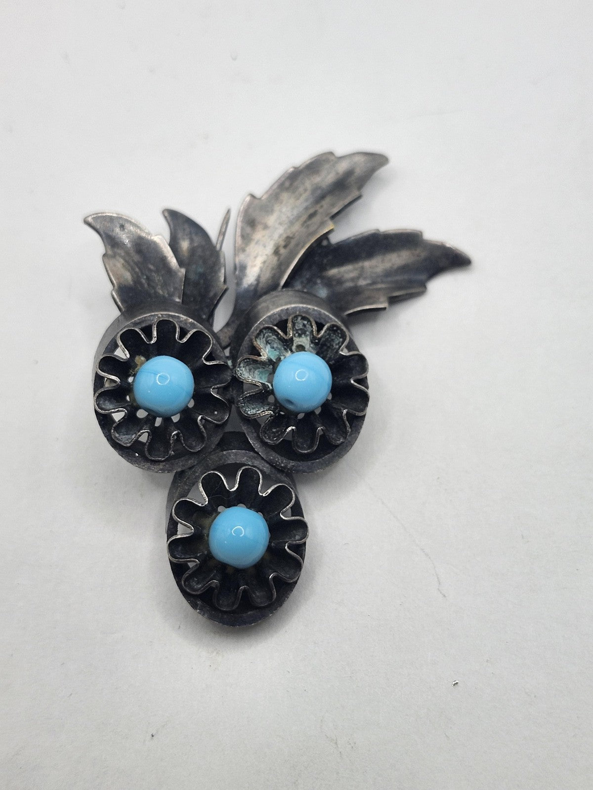 Vintage Silver Tone Flower Brooch Pin Turquoise Glass Cluster Costume Jewelry