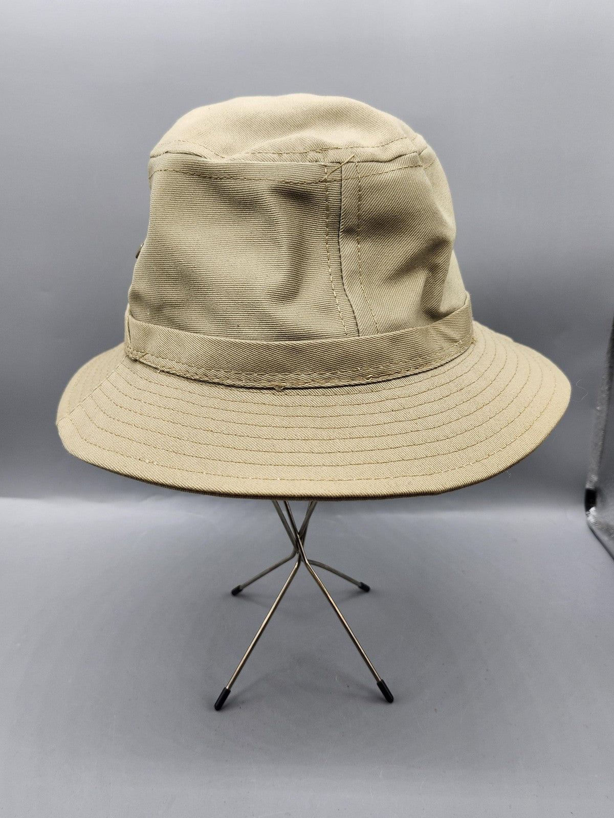 Disney Mickey Mouse Hat Bucket Fitted Mens Medium Beige Twill Wide Brim USA