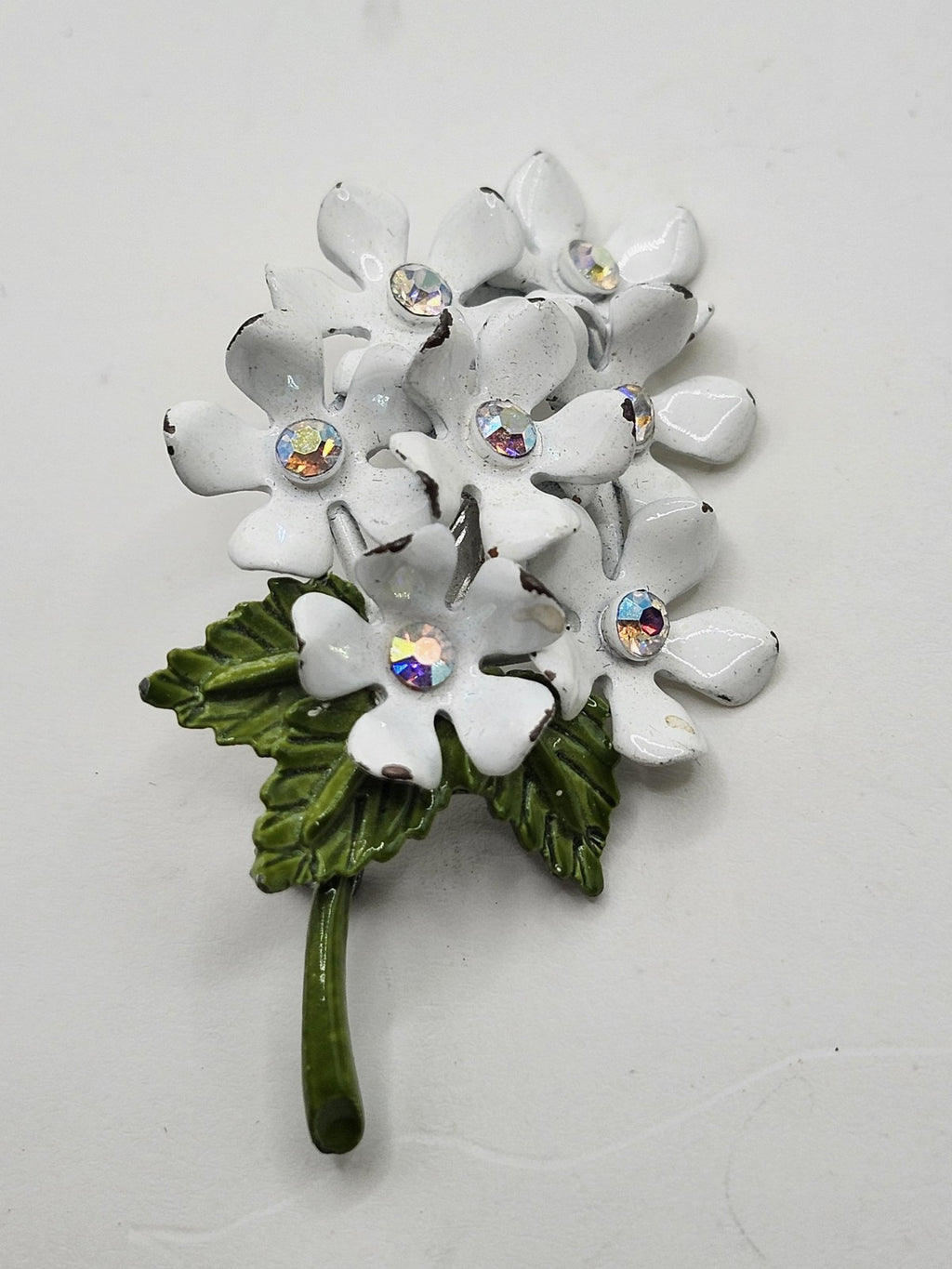 White Enamel Flower Brooch Pin Green Leaf AB Rhinestone Costume Jewelry Gift