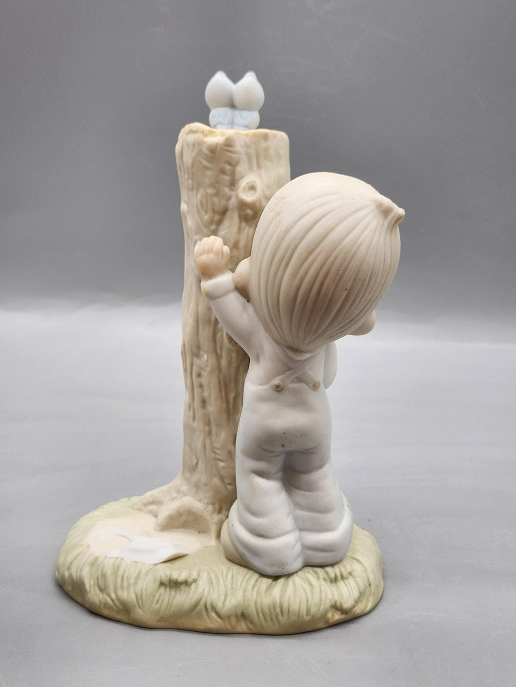 Vintage Precious Moments Thee I Love Boy Tree Figurine Beige Porcelain Valentine