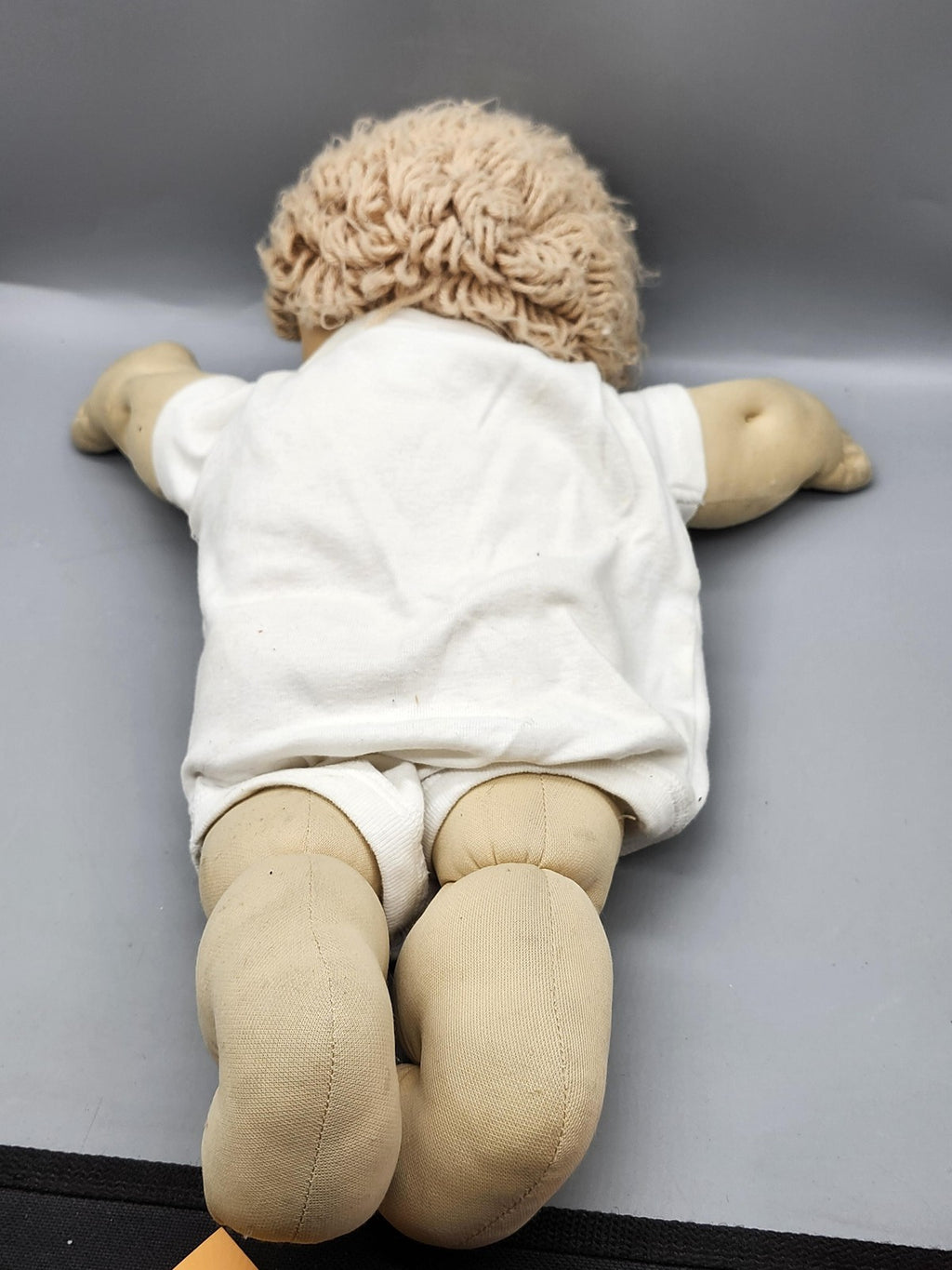 Vintage Cabbage Patch Kids Doll Blonde Yarn Hair Blue Eyes Soft Body Coleco