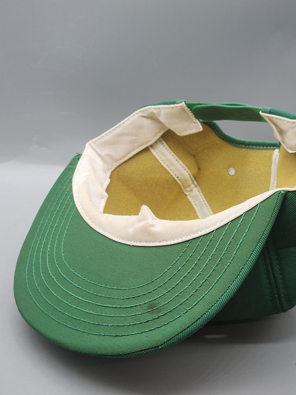 Vintage Adver-Togs Beech-Nut Hat Cap Snap Back Mens One Size Green Foam 80s