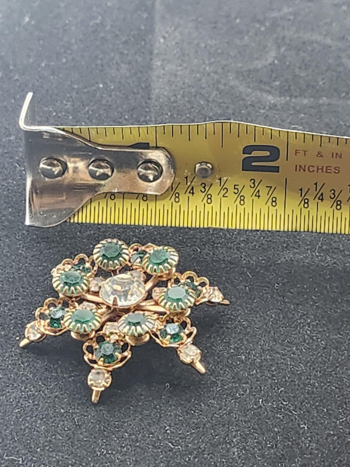Green Rhinestone Snowflake Brooch Pin Gold Tone Starburst Costume Jewelry Gift