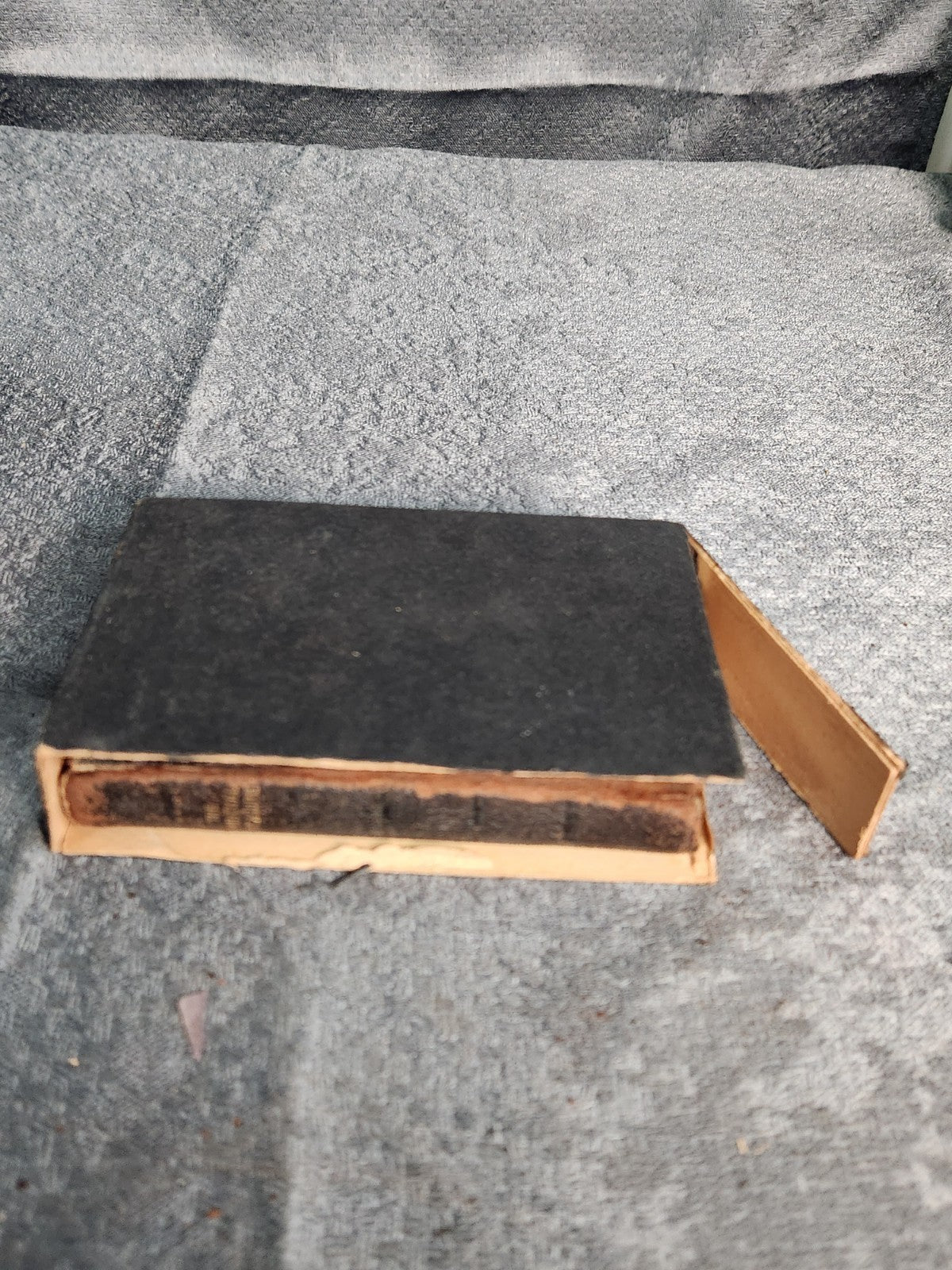 1919 The Spiritual Treasure Catholic Prayer Book + Way Of The Cross Pocket Lot
