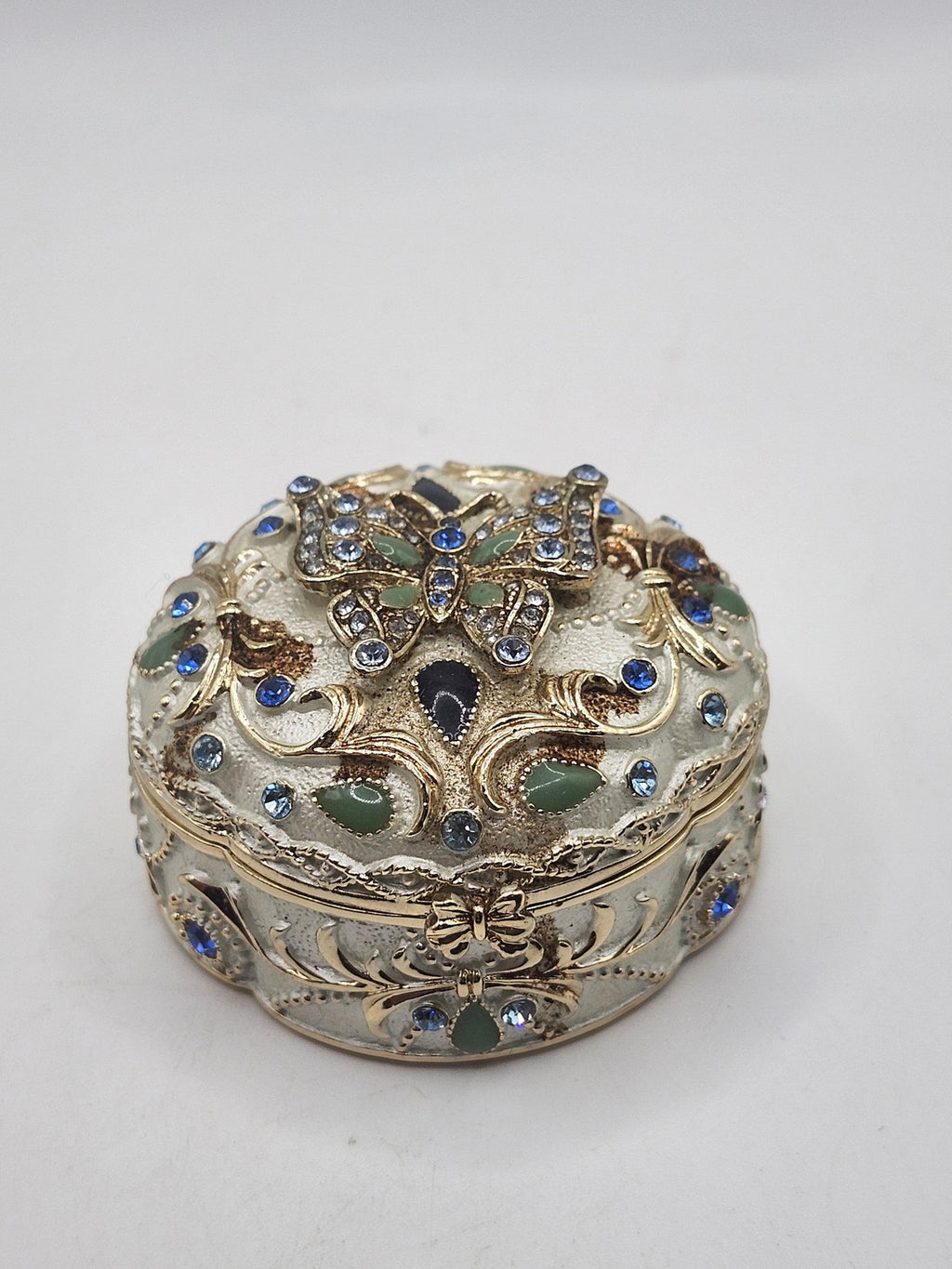 Ornate Butterfly Trinket Box Round Small Gold Tone Crystal Enamel Magnetic Decor