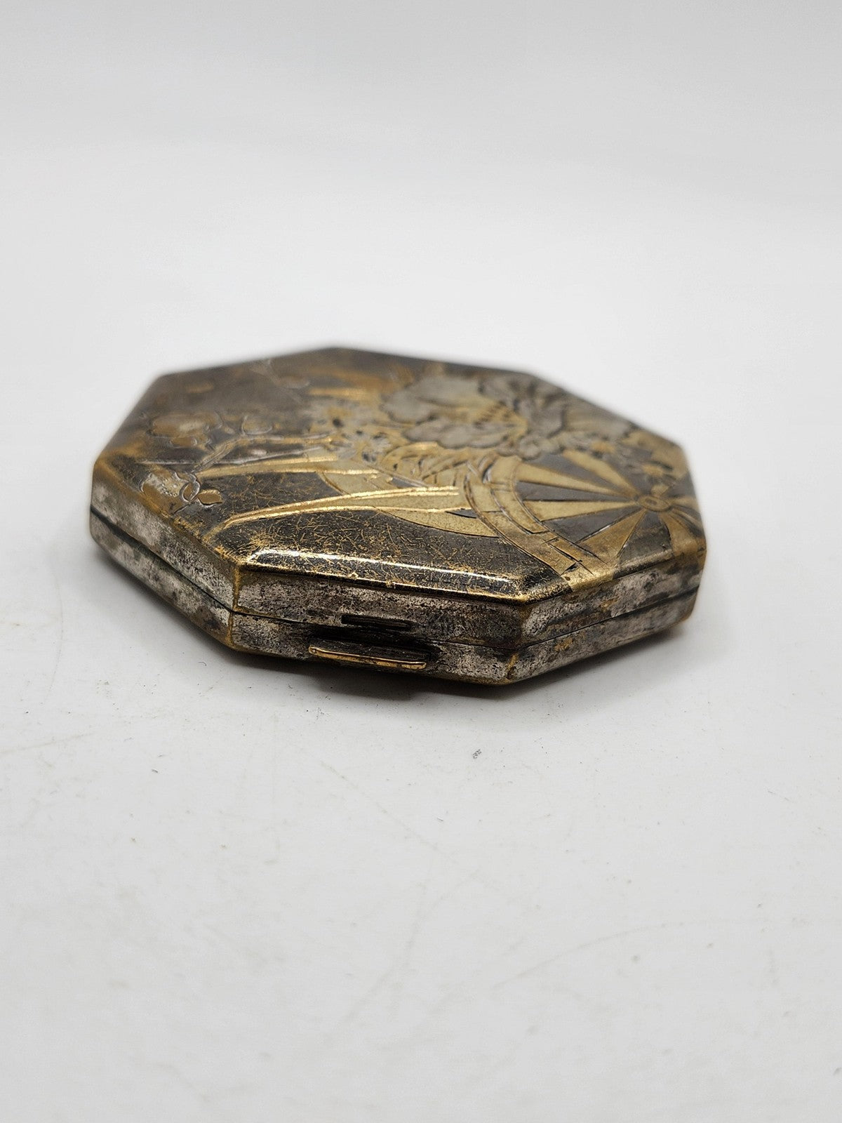 Vintage Art Deco Floral Powder Compact Mirror Octagon Gold Silver Tone Case