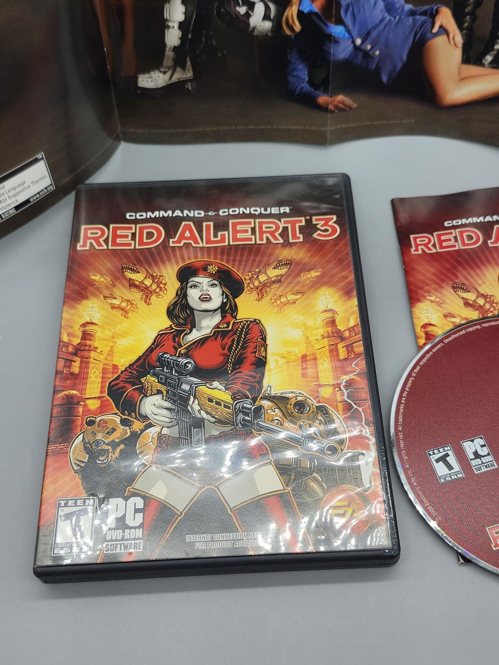 Command & Conquer Red Alert 3 PC DVD Game Manual EA T Teen Strategy War