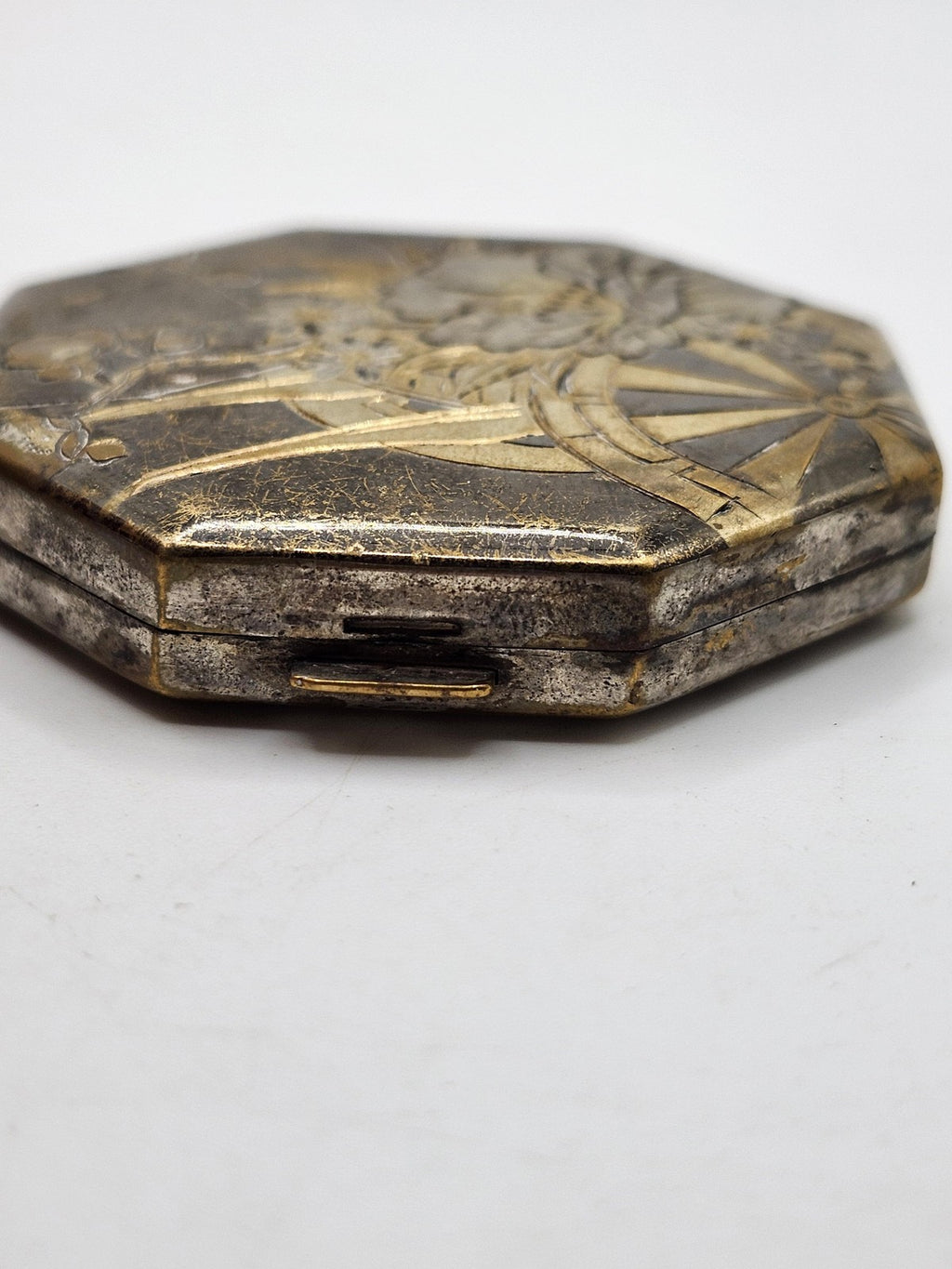Vintage Art Deco Floral Powder Compact Mirror Octagon Gold Silver Tone Case