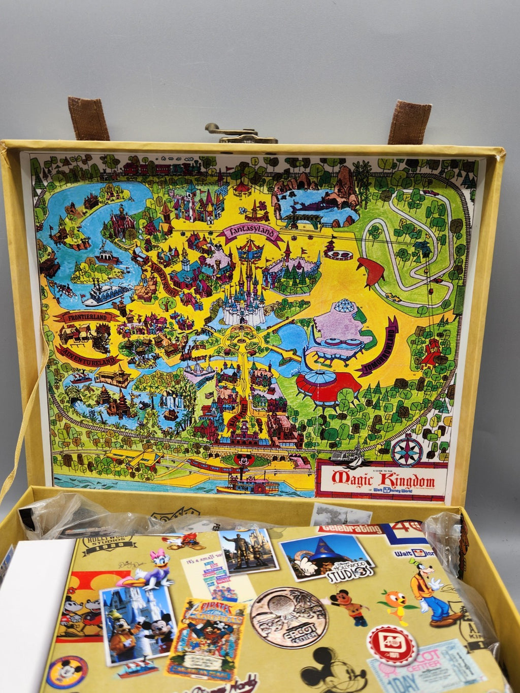 Vintage Walt Disney World Magic Kingdom Puzzle Suitcase EPCOT Monorail Travel...