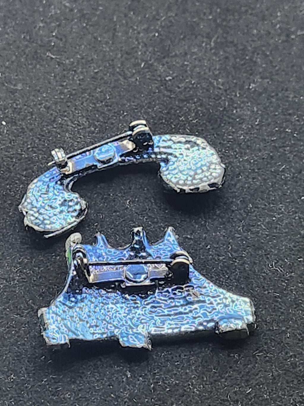 Retro Telephone Brooch Pin Multicolor Enamel Rhinestone Costume Jewelry Gift