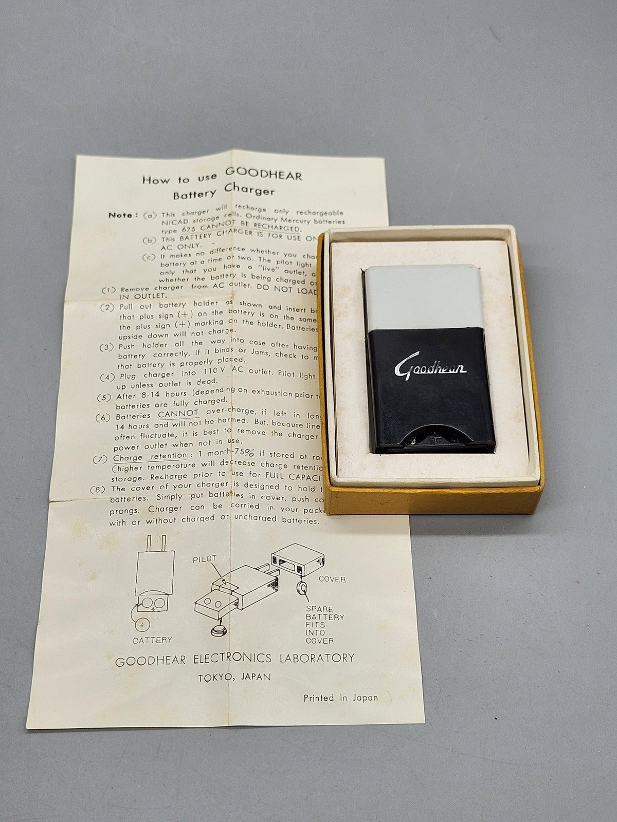 Vintage Goodhear NI-CAD Battery Mains Charger Black White Japan Box Manual