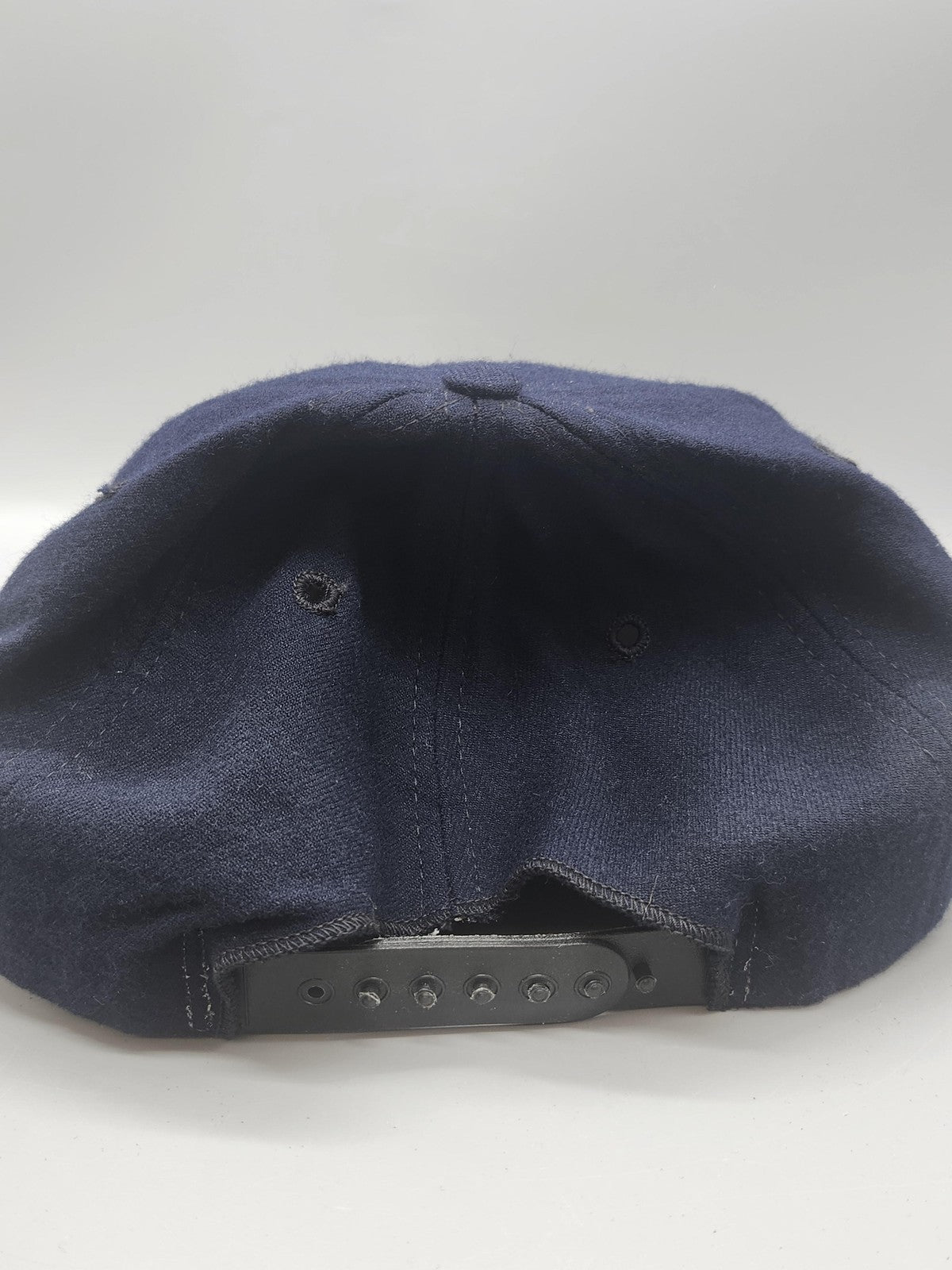 Vintage New Era Jack Daniels Hat Cap Snap Back Mens Medium Blue Beer USA 80s