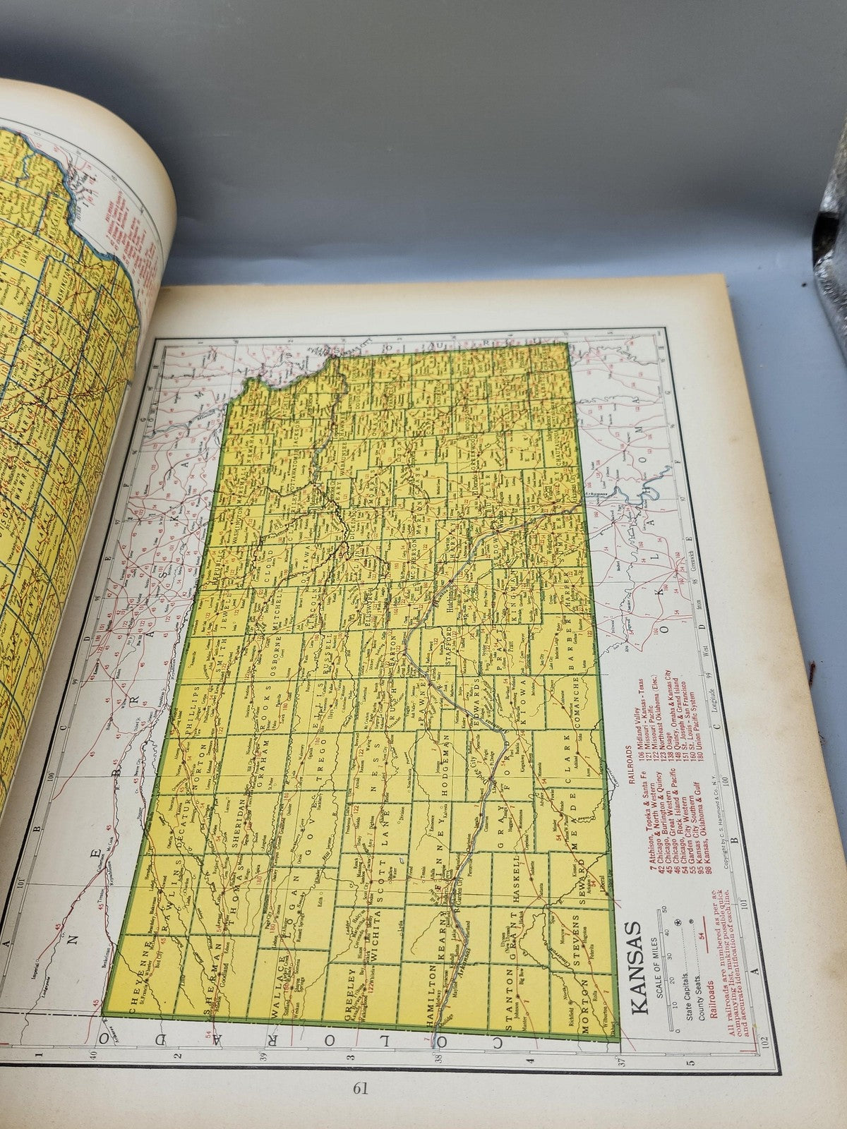 Vintage Hammond's New Era Atlas Of The World C.S. Hammond Red HC USA 1942 Maps