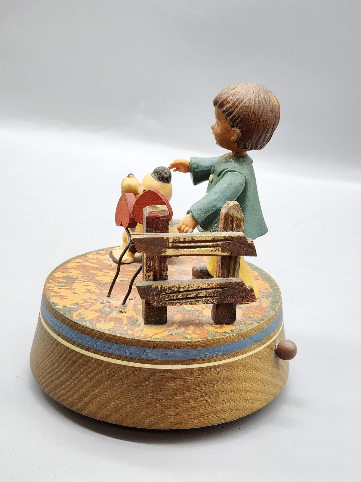 Vintage Boy Dog Wood Music Box Let Me Call You Sweetheart Round Figurine Decor