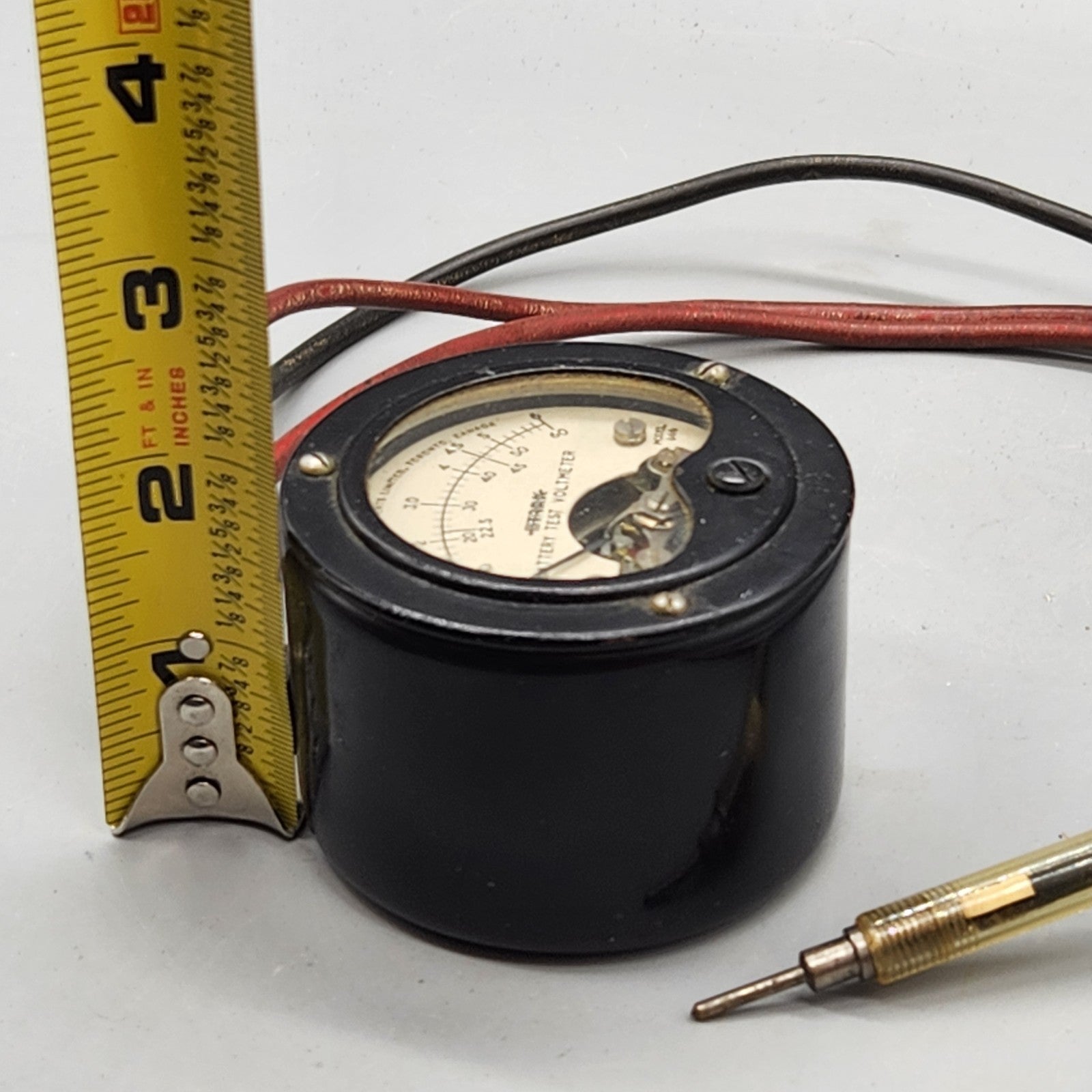 Vintage Stark Battery Test Voltmeter Model 666 ⚡ Retro Automotive Tool