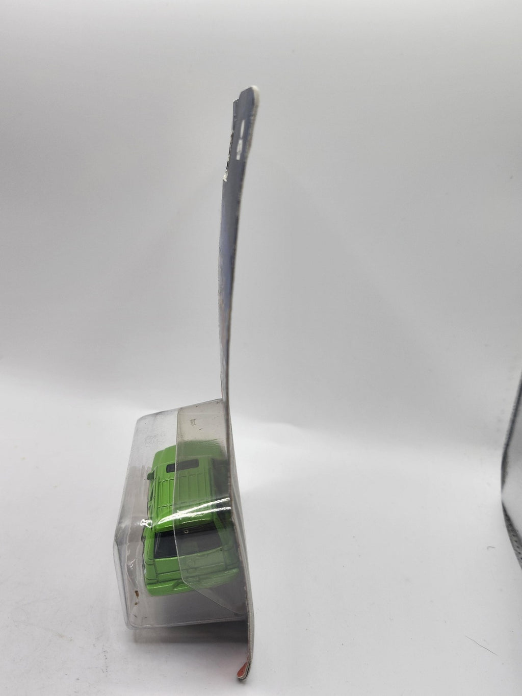 Vintage 2003 Matchbox Justice League Green SUV 1:64 Diecast Car New Carded