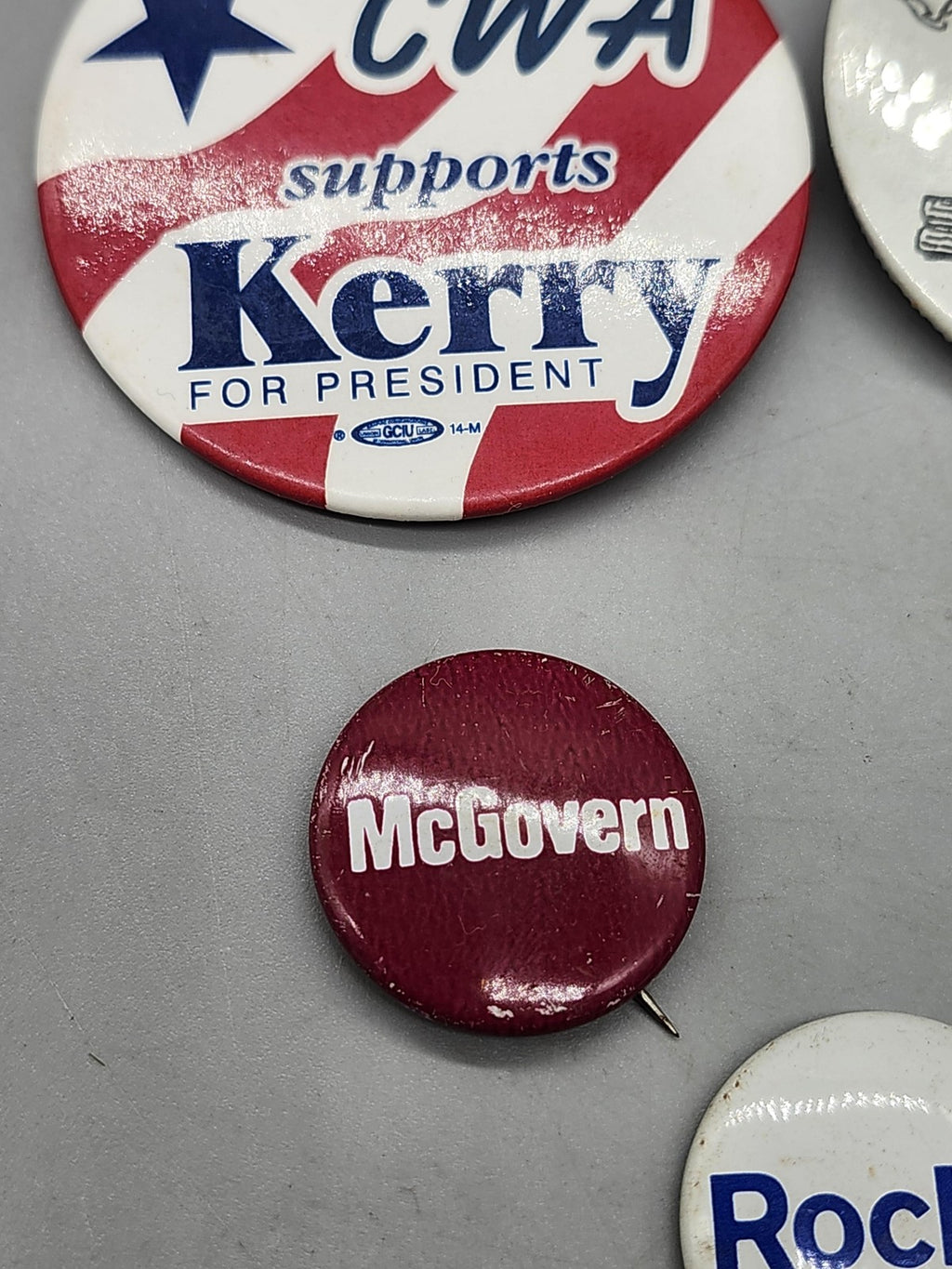 Vintage Political Campaign Pinback Buttons Lot 8 Bush Quayle Kerry McGovern USA