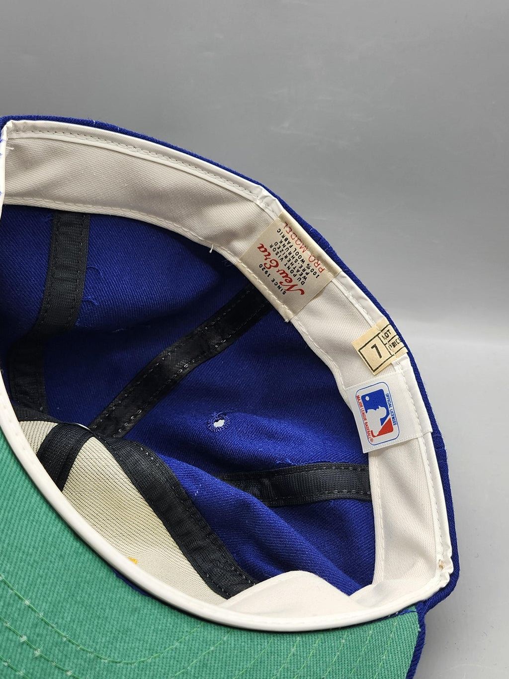 Vintage Milwaukee Brewers Hat Cap Fitted MLB Baseball New Era Mens 7 Blue 80s