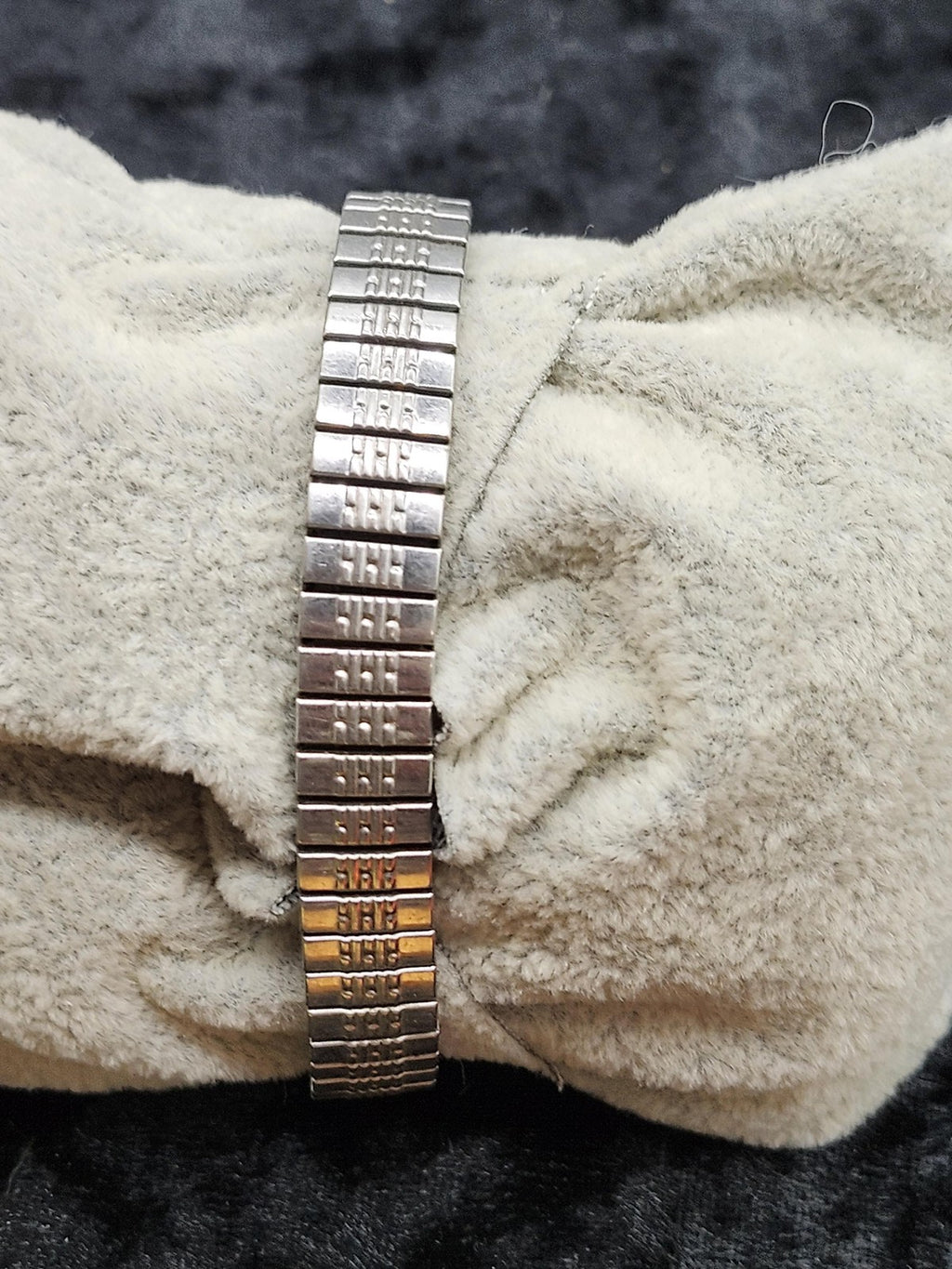 Vintage Samtron Watch Mens Silver Tone LCD Digital Quartz Bracelet Parts