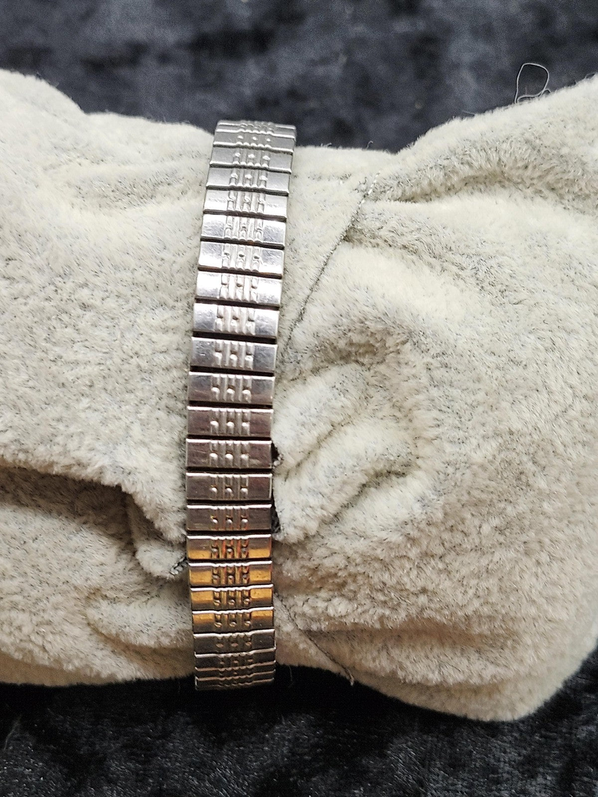 Vintage Samtron Watch Mens Silver Tone LCD Digital Quartz Bracelet Parts