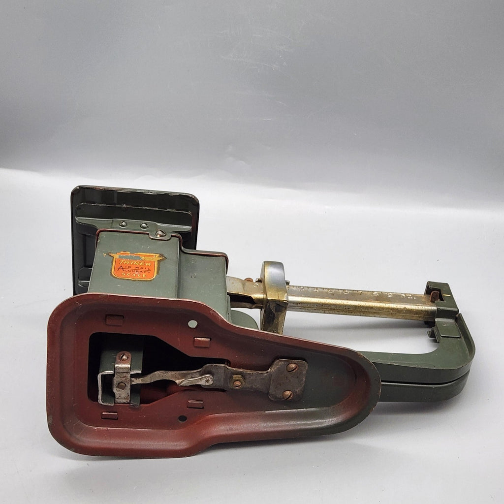 Vintage Triner Air Mail Accuracy Scale Green Metal Postal Balance Chicago USA